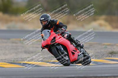 media/Jan-15-2023-SoCal Trackdays (Sun) [[c1237a034a]]/Turn 3 (1115am)/